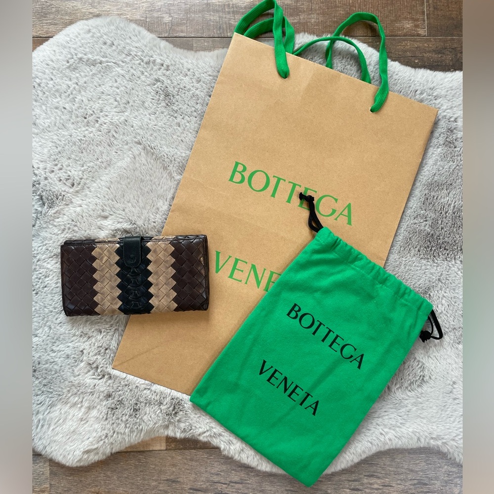 Authentic Bottega Veneta wallet